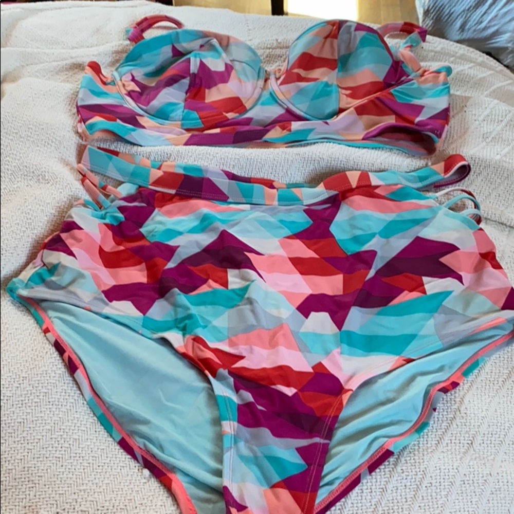 Multicolored high waisted bikini